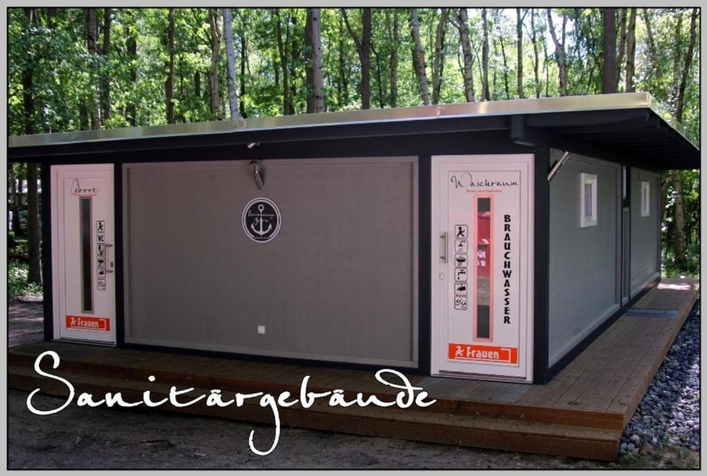 Ddr Klappfix "Familienpalast" Direkt Am Strand Dranske Exteriér fotografie
